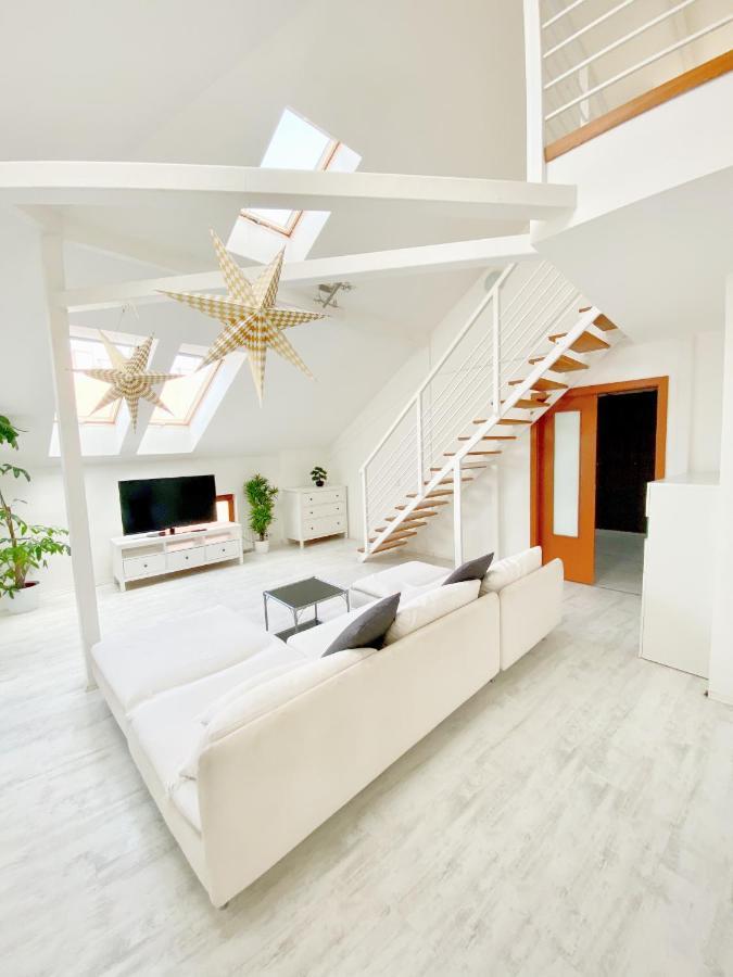 Loft With Rooftop And Free Parking In Garage Budapešť Exteriér fotografie